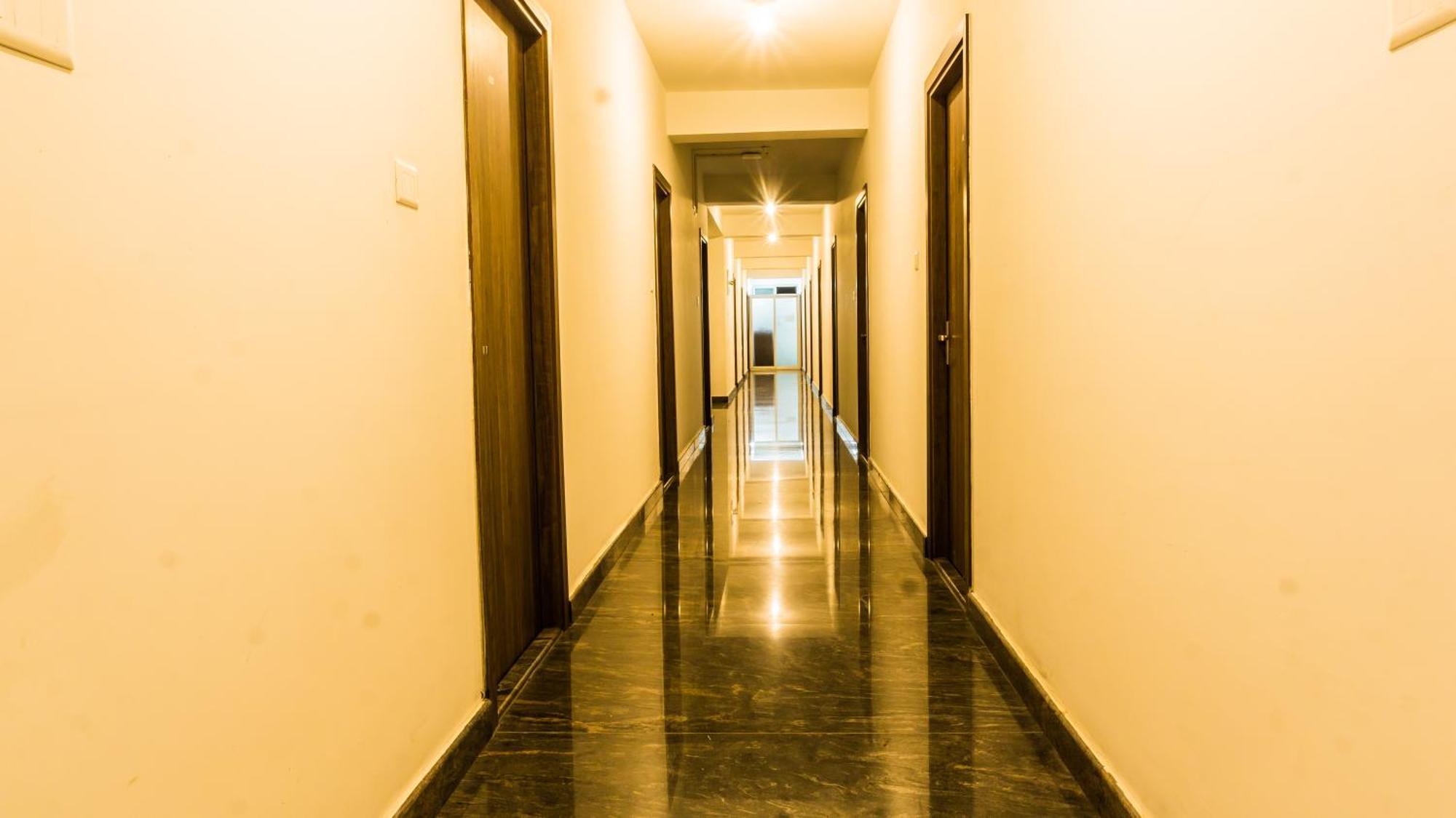 Local Colive Sarjapur Aparthotel Бангалор Екстериор снимка